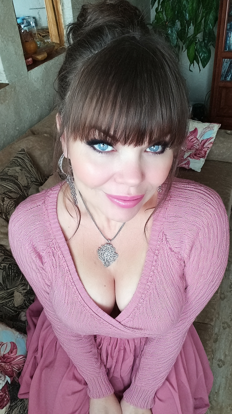 Sophie, 28